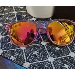 Unisex celeb style retro Translucent sunglasses